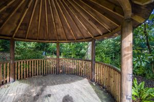 Photo 11- click for photo gallery